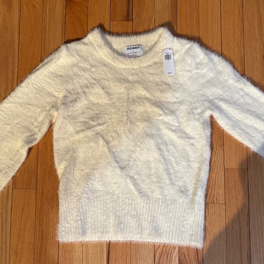 Old Navy Cream Crew-Neck Sweater